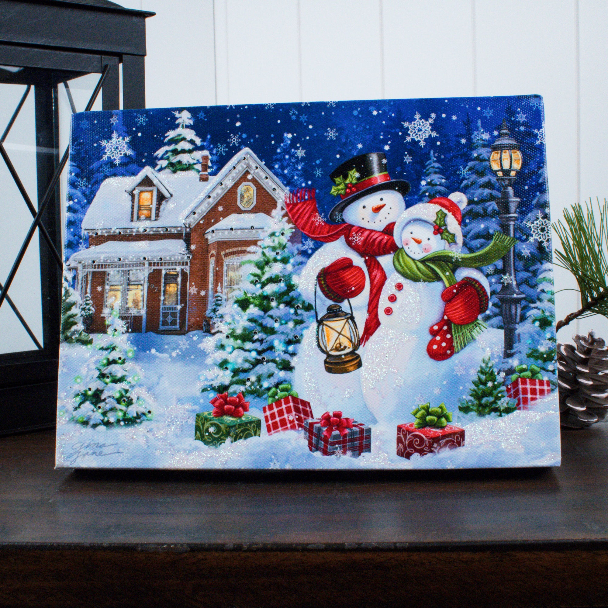 Snow Couple Cuddles 8x6 Lighted Tabletop Canvas