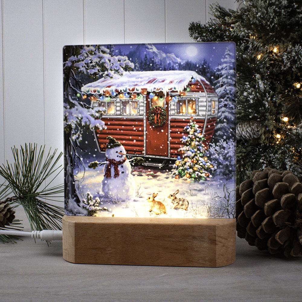 Snowy Retreat LED Nightlight